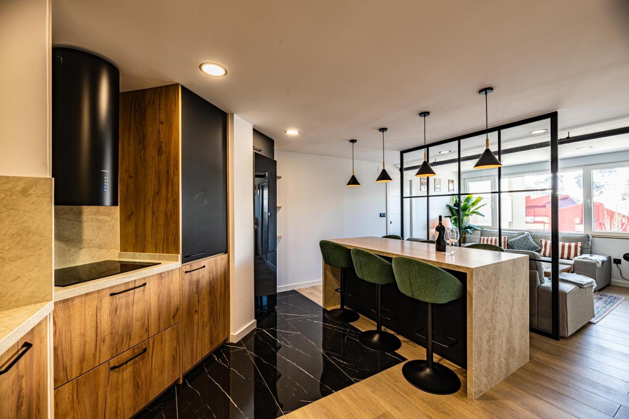 Luxury Refurnished Apartment With Private Parking Close To Ski Slopes Sierra Nevada Exterior photo
