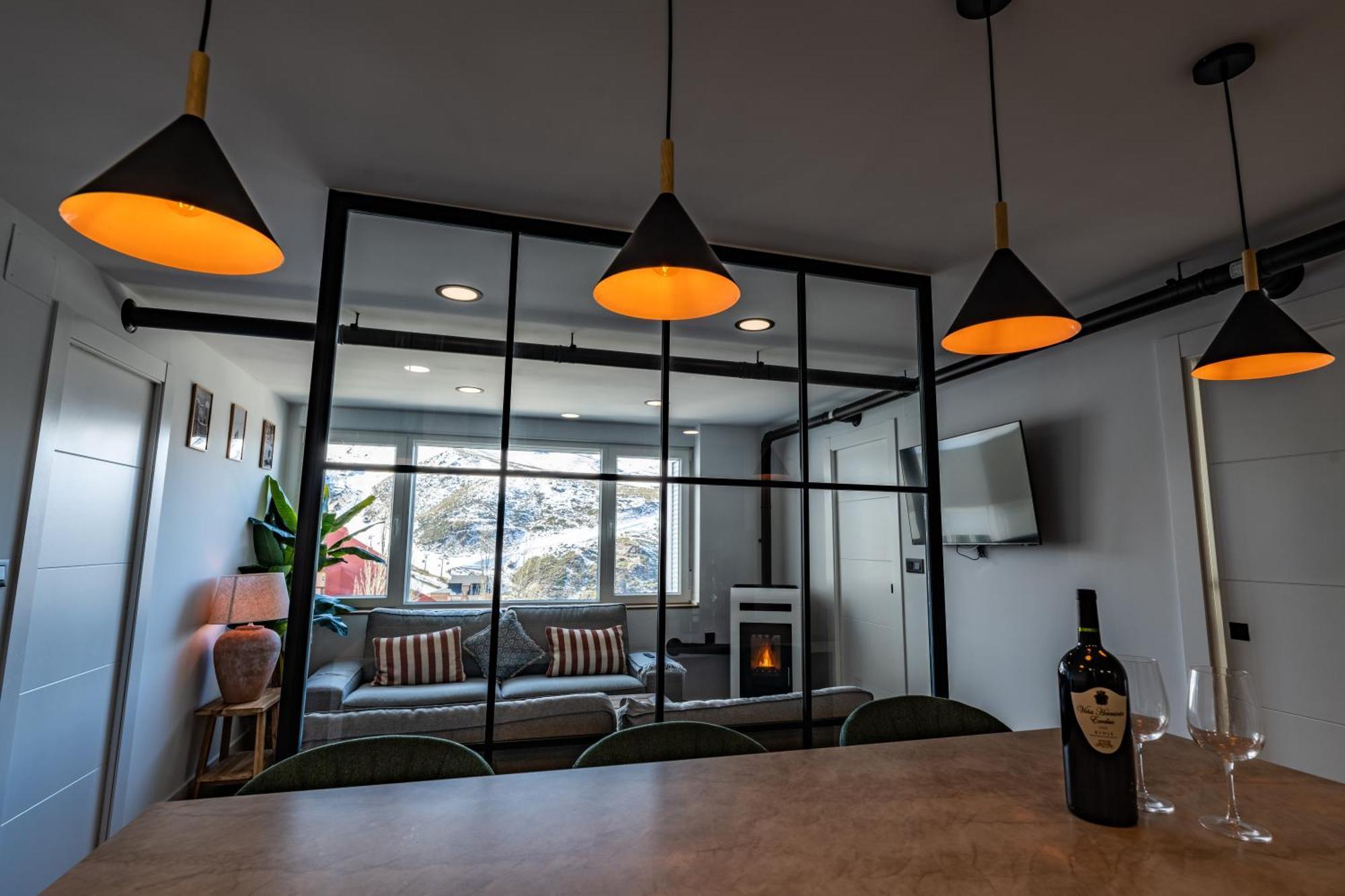 Luxury Refurnished Apartment With Private Parking Close To Ski Slopes Sierra Nevada Exterior photo